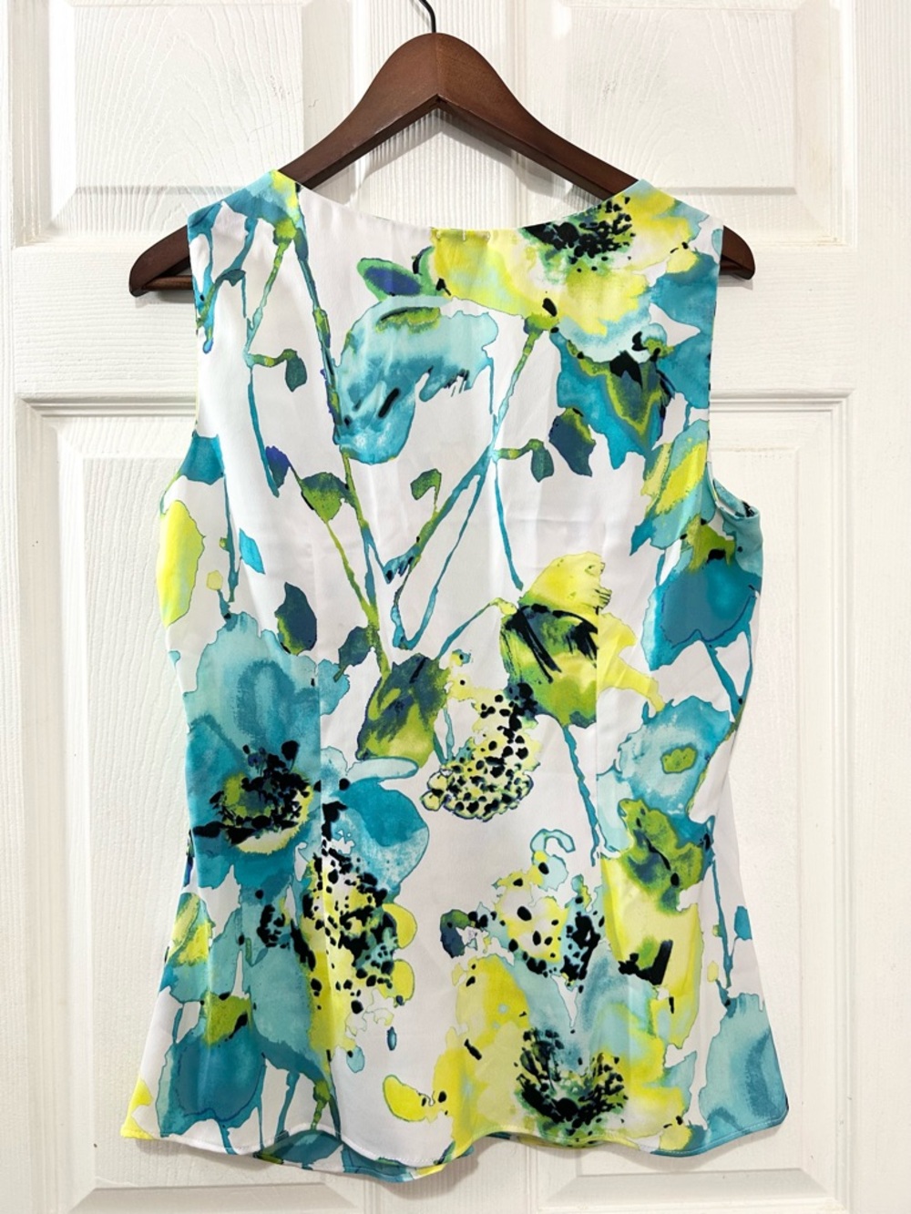 Worthington Women's Floral Watercolor Sleeveless Top in Teal, Lime & Aqua Size L - Picture 2 of 6